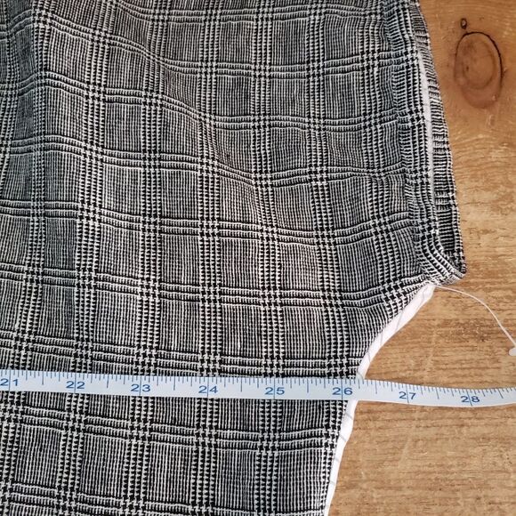 Alembika NWT Small Medium Oversized Black White Linen Blend Cold Shoulder Tunic - Picture 8 of 15